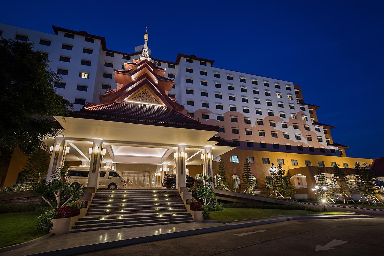 The Heritage Chiang Rai Hotel And Convention Exteriér fotografie The Royal Thai Police Hospital