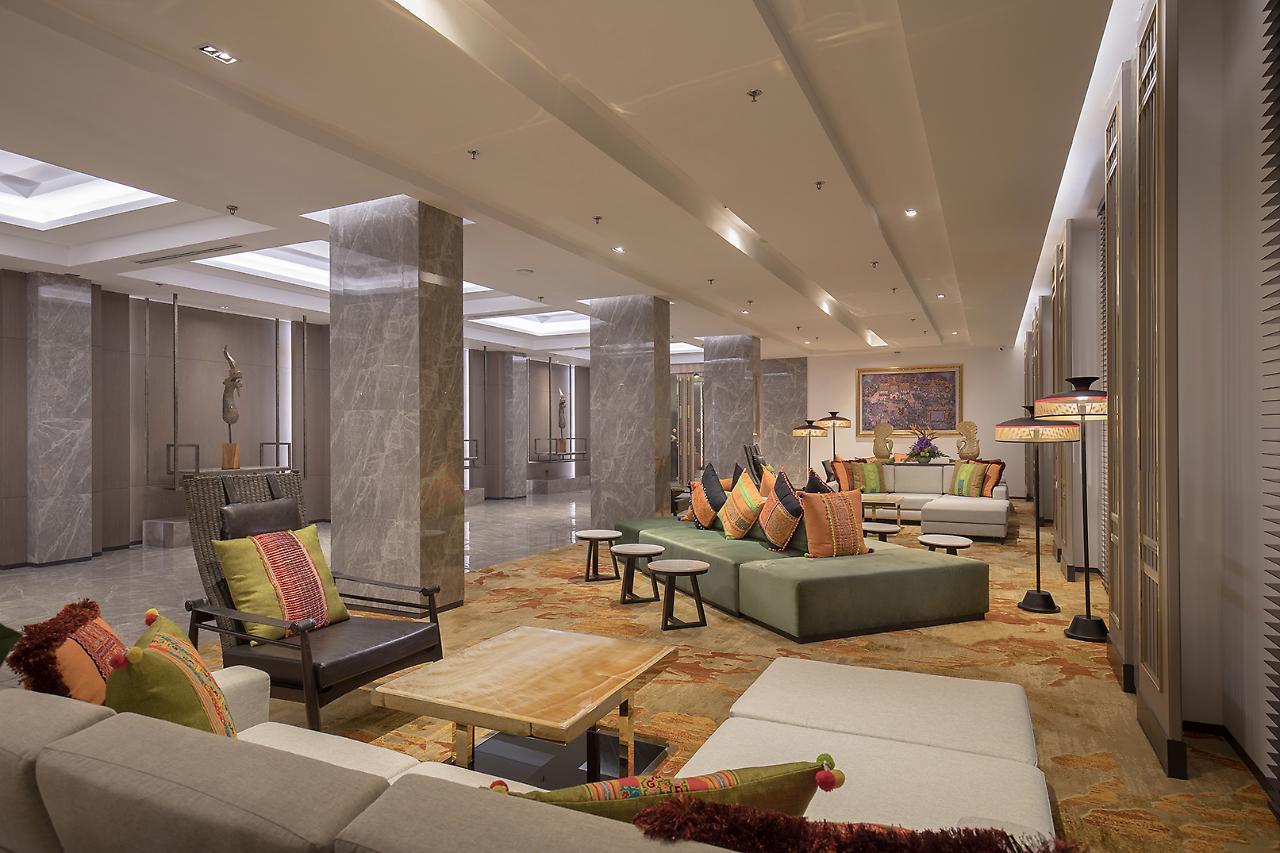 The Heritage Chiang Rai Hotel And Convention Exteriér fotografie The lobby of the hotel