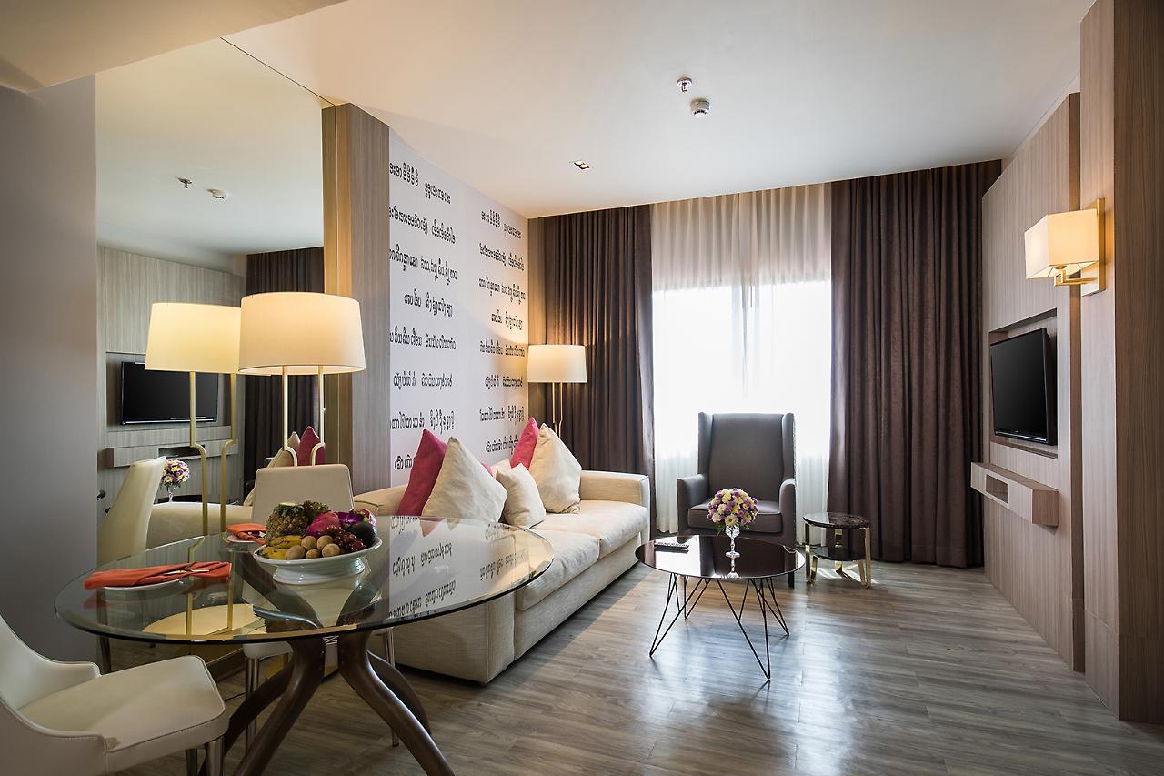The Heritage Chiang Rai Hotel And Convention Exteriér fotografie Living room